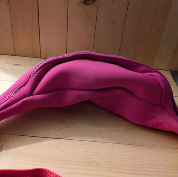 Pink Bed Head Fanny Pack - Picture 7 of 8